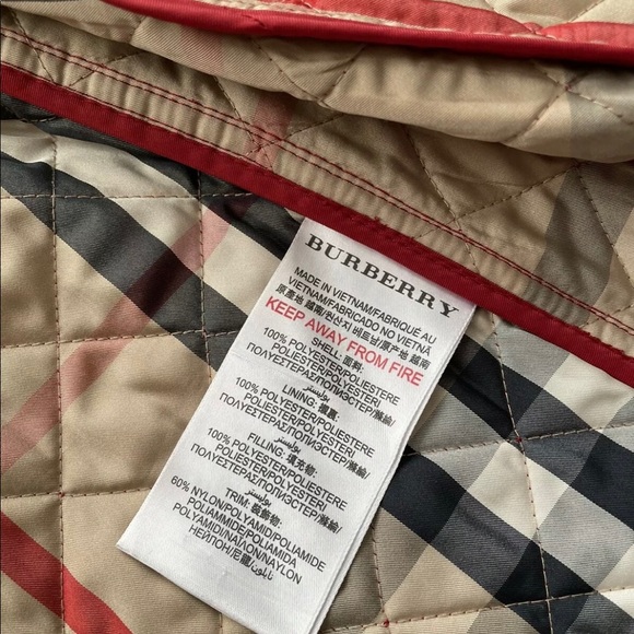 Burberry kids coat size 8 - Picture 4 of 6